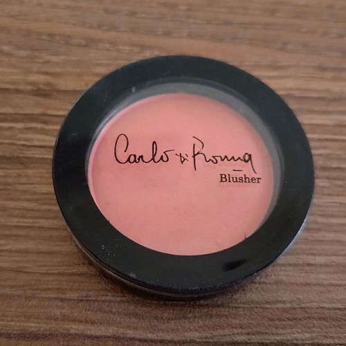 Cosmetics set_5 pieces (3 eyeshadows & 2 blushes)