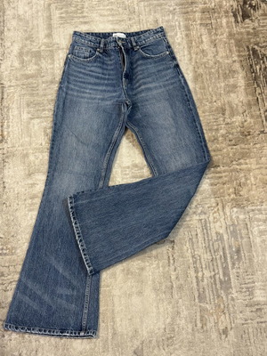 Zara flared bootcut denim jeans high waisted like new, size 36