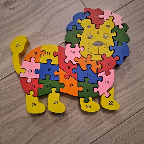 Wooden puzzles used, set of 3 animal designs