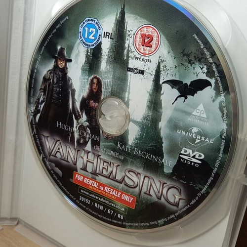 Van Helsing DVD like new with English subtitles