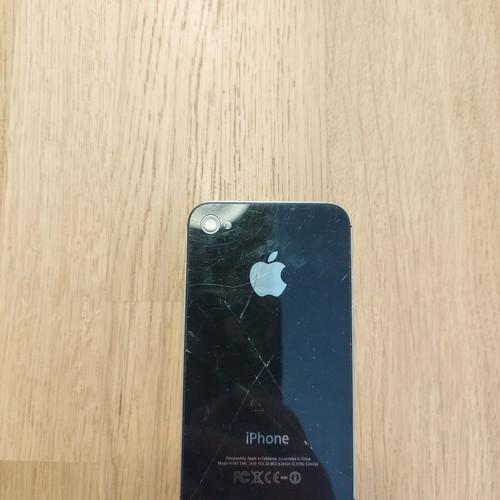I phone 4 used, not charging, broken, black
