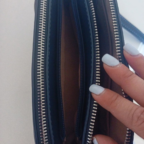David Jones women's dark blue crossbody bag like new