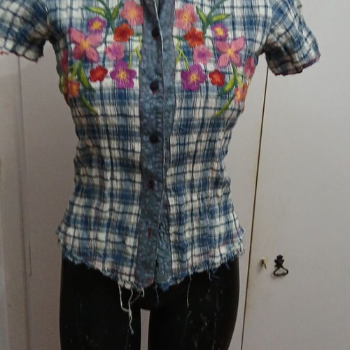 Women's summer checkered shirt like new, blue multicolor size M