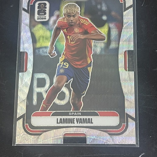Lamine Yamal Silver Wave Panini Prizm World Cup Card like new