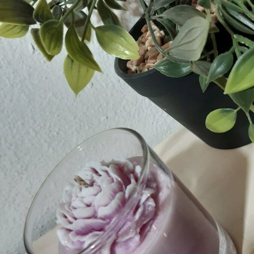 Peony handmade scented candle like new, lavender