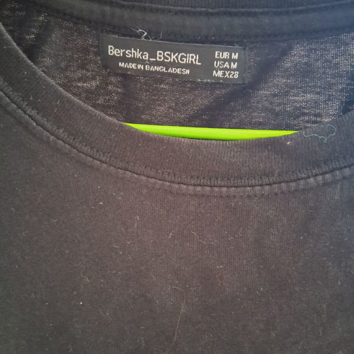 Set of two black Medium t-shirts used GSA and Bershka