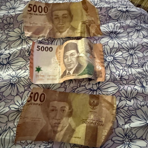 Indonesian banknotes, pack