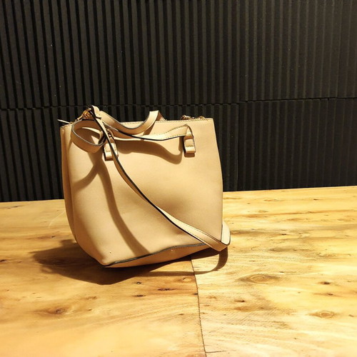 Accessorize beige shoulder bag medium with detachable strap new