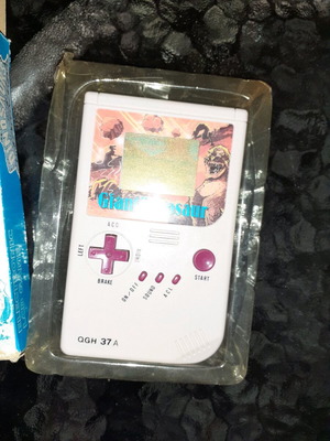 Παιχνιδομηχανή με δεινόσαυρους vintage νέα