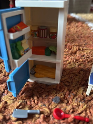 Playmobil σπίτι μεταχειρισμένο με έπιπλα και είδη κουζίνας