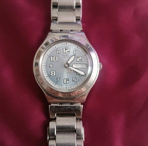 Κλασικό Swatch Irony – Αξιόπιστο, κομψό και... Ελβετικό!