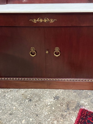 Varagkis buffet with mirror like new