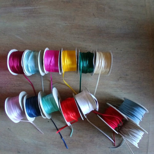 Vintage pack of 16 ribbons like new