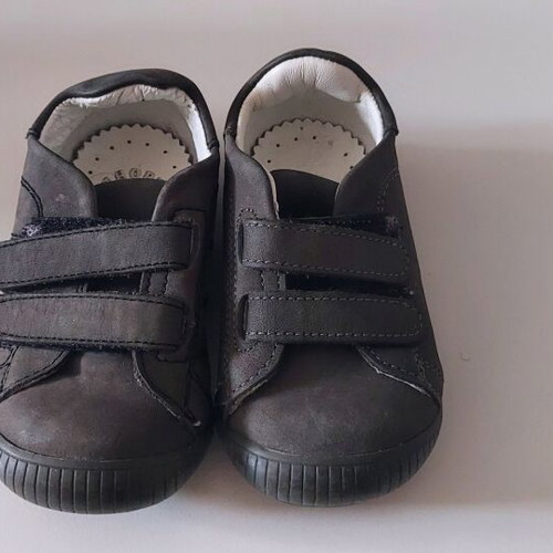 Children's shoes used, good condition