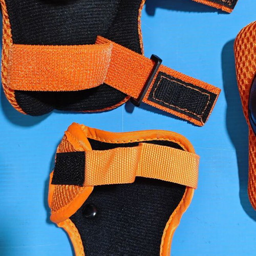 Children's Protective Gear Set 6 Pieces Orange, New