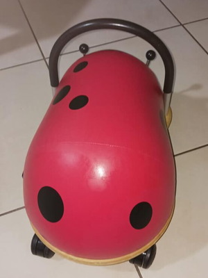 Wheels bug walker used, excellent condition