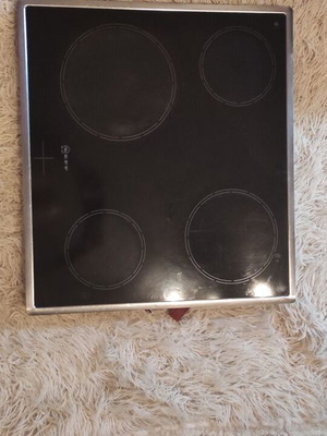 Neff Ceramic Cooktop Under Counter Used Model M1313N0/01