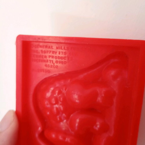 Play-doh dinosaur molds used, vintage Kenner 1977 pack of two
