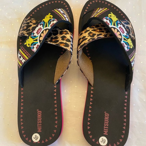 Mitsuko sandals new with floral and animal print designs size 39