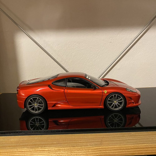 Ferrari 430 Scuderia 1/18 Hotwheels Elite model car