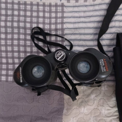 Breaker binoculars used, model 7x50 with 119m field of view