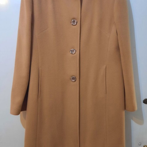 Women's camel coat used, size M