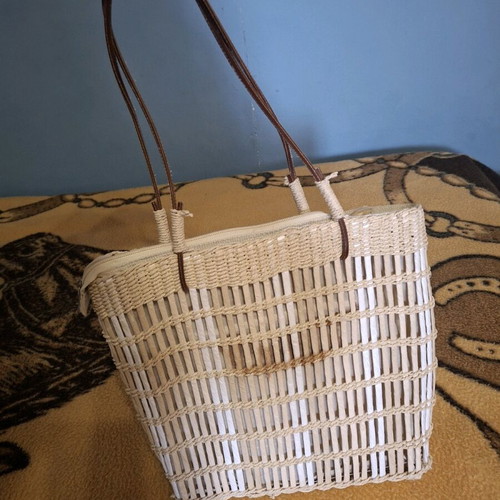 Straw bag used with stain