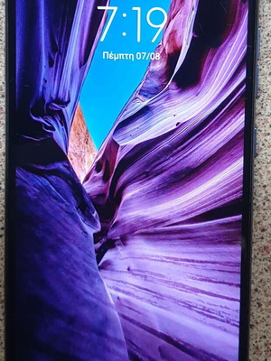 Xiaomi Pocophone F1 6/64 GB μεταχειρισμένο, μπλε, με θήκη χωρίς φορτιστή