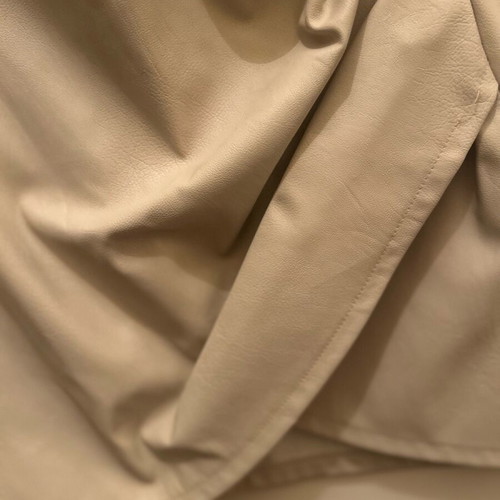 Ecru leatherette skirt like new