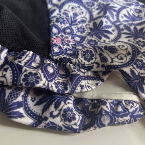 Chic Mess bikini size M like new, black and blue