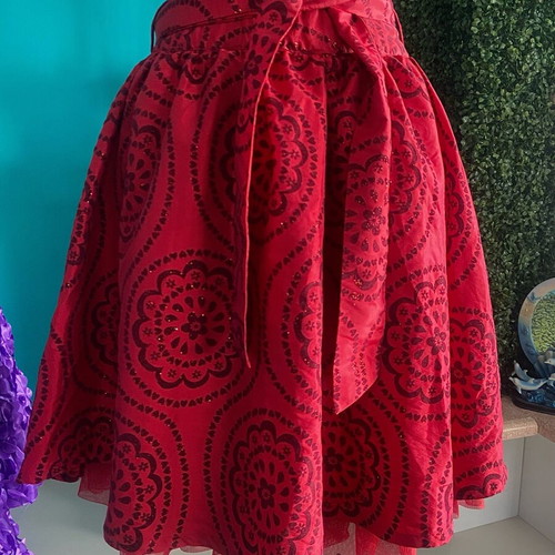 Red skirt like new midi with velvet patterns and glitter