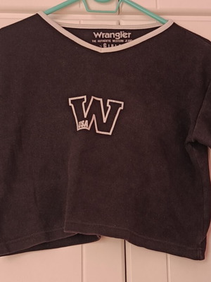 Wrangler black short-sleeve blouse like new, size L