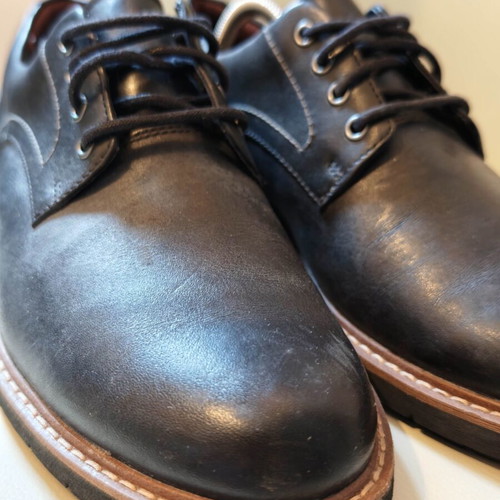 Clarks Batcombe Hall leather Derby shoes, size 41, black