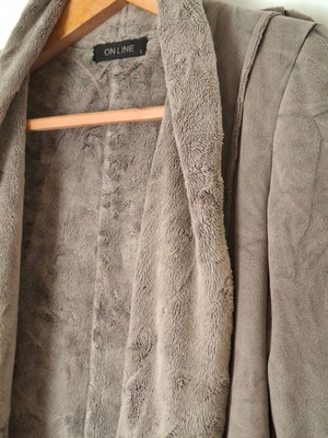 Online women's outerwear