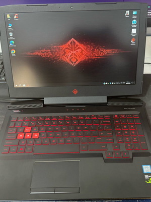 HP OMEN 15 (ce018dx) i7 7700HQ σαν καινούργιο, 8GB RAM, 500GB NVMe SSD, GTX1050