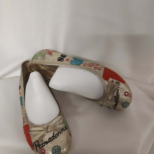 Primadonna gold ballerinas like new, leather, size 37