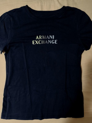 Armani Exchange Navy T-shirt like new, size M