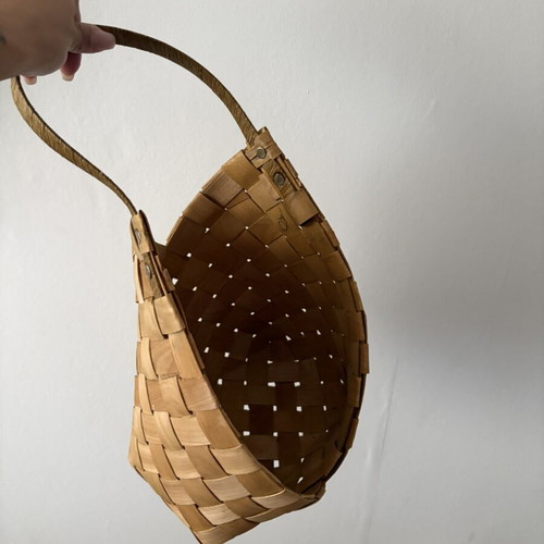 Set of 2 woven bamboo hanging baskets