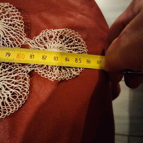 Handmade rhombus-shaped doily set like new