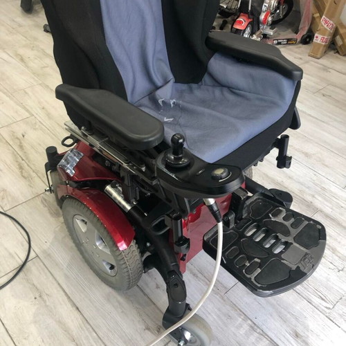 Pride JET 2 electric wheelchair with new lithium batteries