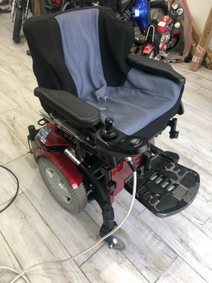 Pride JET 2 electric wheelchair with new lithium batteries