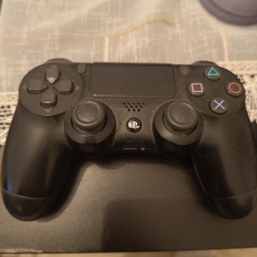 Ps4 controller used, R2 drift issue