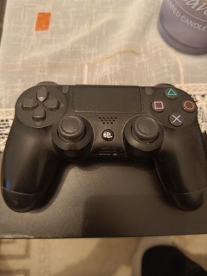 Ps4 controller used, R2 drift issue