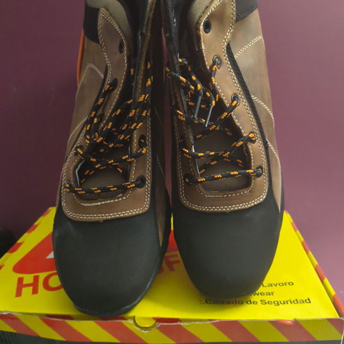 Men's work boots size 44 new, black and gray