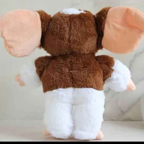 Gizmo plush toy from Gremlins movie