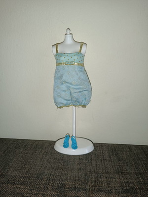 Barbie Fashion Fever Girls’ Night Out outfit