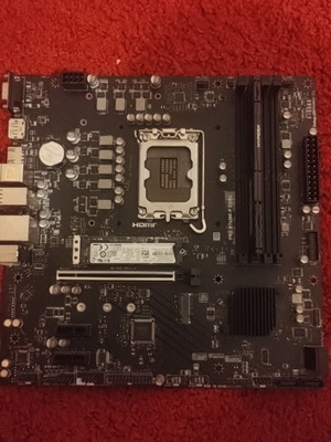 MSI Pro B760M-P μητρική με 8GB DDR4 3200MHz και 256GB M.2 SATA SSD μεταχειρισμένη