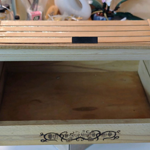 Bread box used, almost new 41cm×28cm×18cm