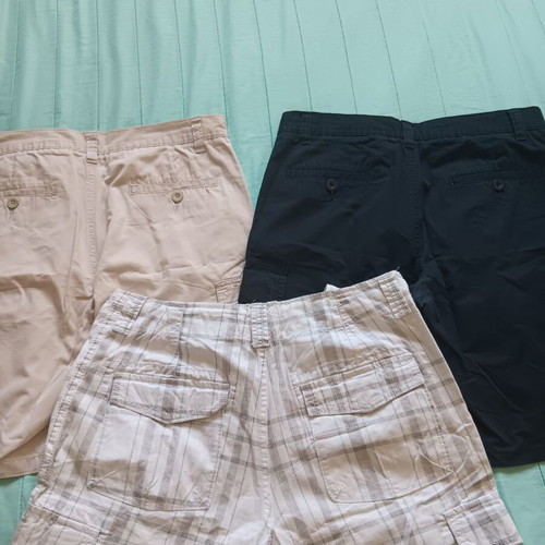 Men's Cargo Bermudas medium, like new, set of 3
