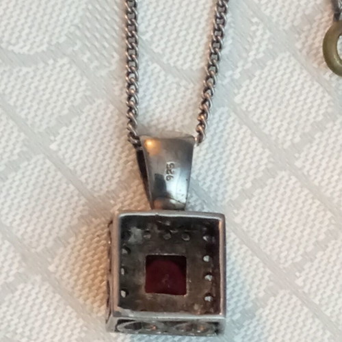 Silver 925 necklace with red zircon used